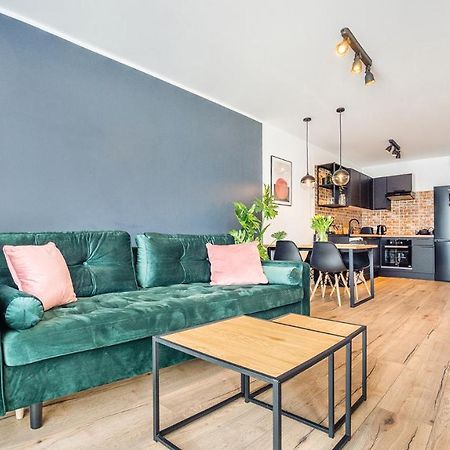 Apartament Modern Z 1 Sypialnia 2 F Perlowa Przystan - Holiday City Lägenhet Kołobrzeg Exteriör bild