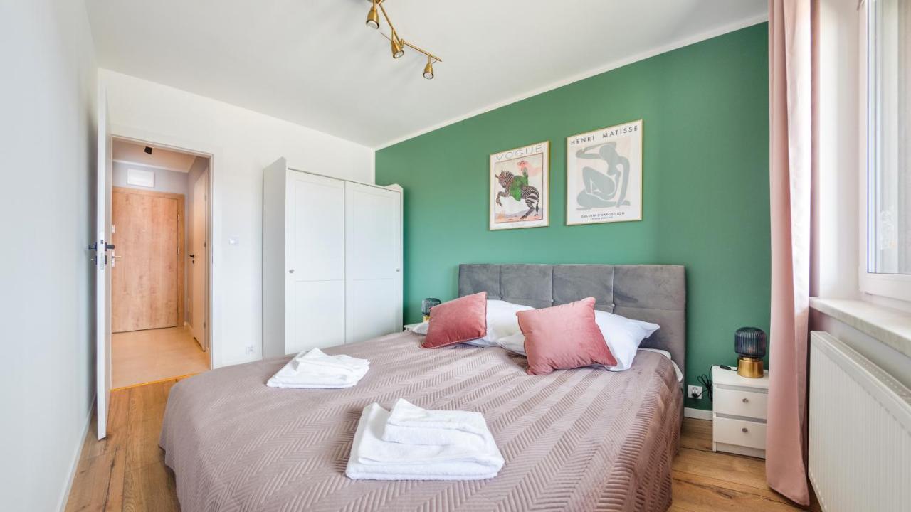 Apartament Modern Z 1 Sypialnia 2 F Perlowa Przystan - Holiday City Lägenhet Kołobrzeg Exteriör bild